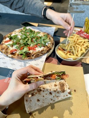 Kebab piodina, pizza and friess  at Sbionta in Rimini