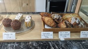 Would recommend the cinnamon rolls! Great quality at Isla Vegana in Ushuaia