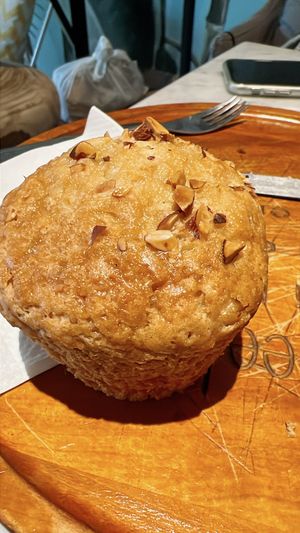 muffin de manzana   at Isla Vegana in Ushuaia