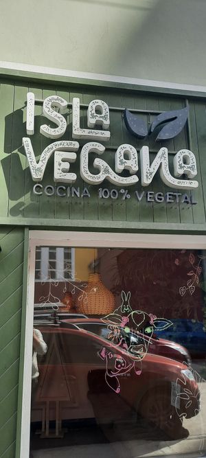 Front at Isla Vegana in Ushuaia