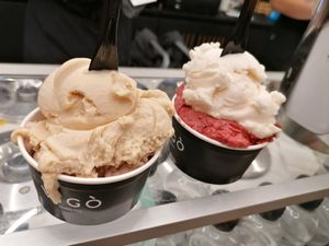 Hazelnut/fig and blackberry&ginger/grapefruit at Vigó - Kongresni Trg in Ljubljana