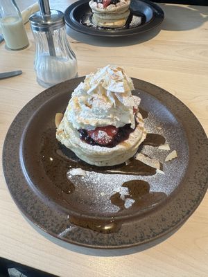 Vegan pancakes !  at Kumi Oslobukta in Oslo