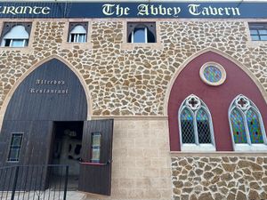 Entrance at The Abbey Tavern in Orihuela