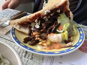 Vöner at Küche des Friedens in Rostock