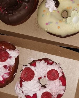 Verschiedene Donuts at Küche des Friedens in Rostock