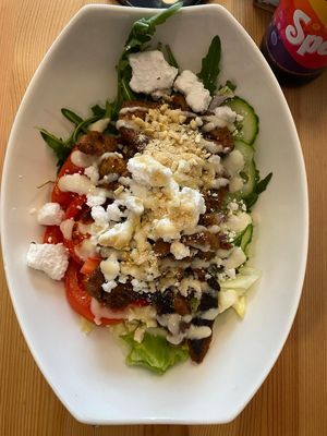 Vöner Bowl at Küche des Friedens in Rostock