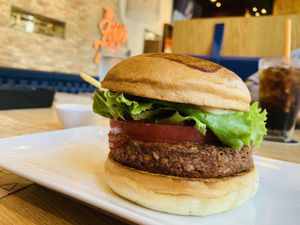 Botanical Burger at Umami Burger - Minatomirai in Yokohama