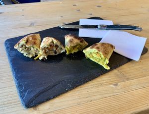 inside the empanadas. left is yakitori, right is dahl  at Toké Vieux in Lyon