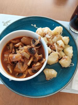 Vegan Stifado at Maria's Golden Beach in Crete