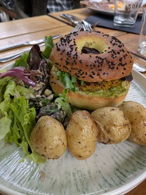  at La Parenthèse in Dinard