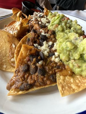 Nachos veganos  at Maloka in La Arena