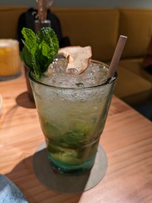 Apple mocktail mojito at Little Andaman in Barcelona