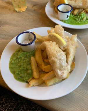 Vegan (banana blossom) ‘fish’, chips & mushy peas (gluten-free)  at The Architect in Cambridge