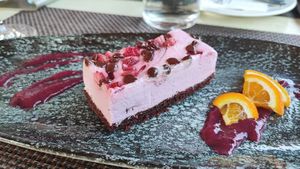 Very good cake at Tompos Étterem in Keszthely