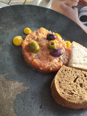 Tomato tartare at Dok 14 in Cadzand