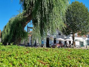 On the square of Groede at Fonteyn in Groede