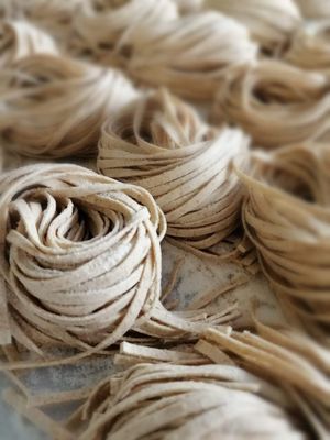 Pasta fresca con impasti integrali e ai grani antichi at Pasta & Co in Santhia