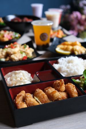 Vegan prawn bento box at Full Moon Express in The Hague
