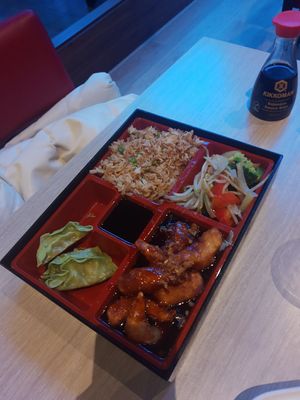 Food2 at Full Moon Express in The Hague