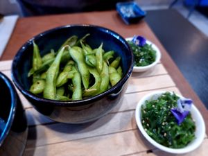 Edamame and seaweed on the side at Nobu Sushi in Leuven
