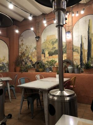 terraza interior  at L'autèntic in Begur