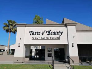  at Taste of Beauty in Fountain Valley