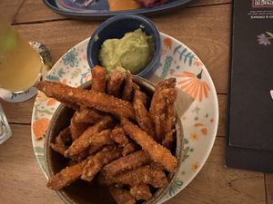 Sweet potatoe fries with guacamole   at Enchilada in Freudenstadt