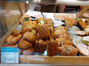 Variety of sweet baked goods at Döringer's Backhaus - Kurpfalzstraße in Mannheim