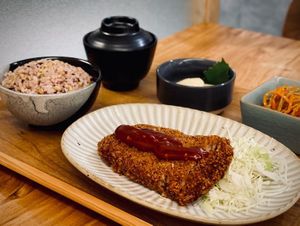 Japanese Style Katsu Bento 日式吉列豬扒定食 at Be With Years in Kowloon