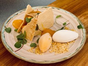 Dessert 芒果雪葩糯米脆餅 at Be With Years in Kowloon