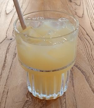 Aomori Apple Juice 青森蘋果汁 at Be With Years in Kowloon