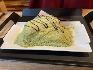 Green tea bingsu at Cafe Beanteum in Seoul