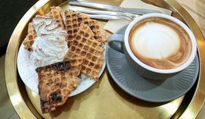 Vegan waffles "Beanteum" (with raisins) at Cafe Beanteum in Seoul