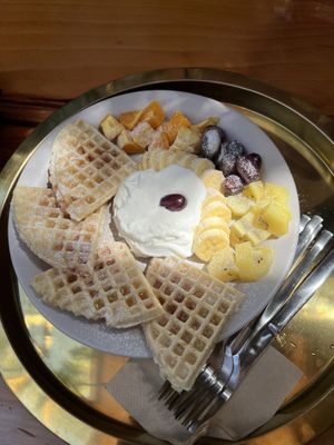   at Cafe Beanteum in Seoul