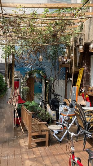   at Cafe Beanteum in Seoul