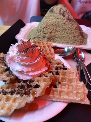   at Cafe Beanteum in Seoul