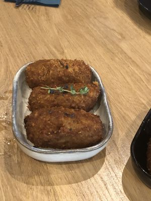 Croquetas vegetarianas at Viva in El Prat De Llobregat
