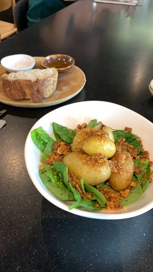 Menú diario de 2 platos, pan, bebida y postre at Viva in El Prat De Llobregat