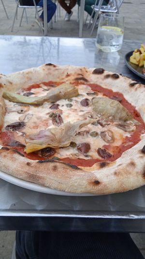 Vegan pizza. at Viva in El Prat De Llobregat