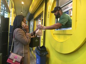 You order, then 10 minutes later they call your name from the windo at Jerrell's Betr Brgr in New York City