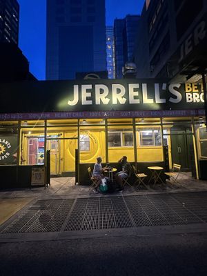   at Jerrell's Betr Brgr in New York City
