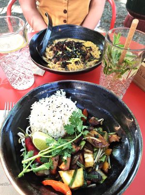 Nippon Bridge, Planted Chicken Ginger Wok at Nooch in Bern