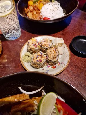 Fried sushi with tuna tartare 10/10 at Nooch in Bern