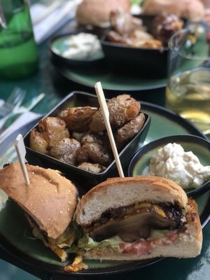 portobello burger  at B.Better in Paris