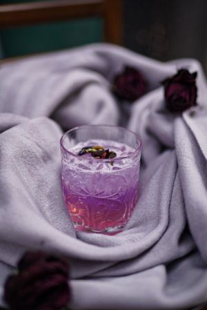 Violet cocktail at B.Better in Paris