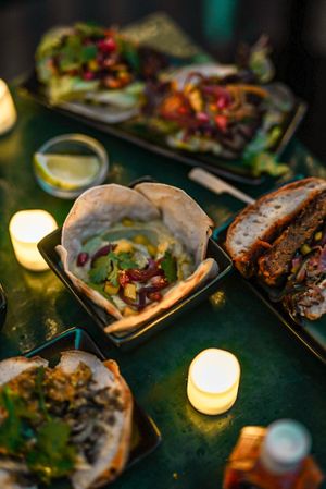 Hummus de haricots verts Bio at B.Better in Paris