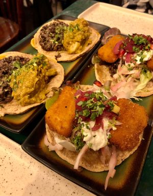 Quesadillas et no-chicken tacos  at B.Better in Paris