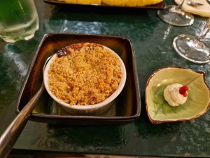 Dessert crumble at B.Better in Paris
