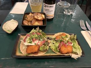 No chicken Tacos and house roasted potatoes.. delicious. (And artisanal beer)  at B.Better in Paris