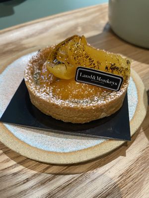 Tartelette abricot pistache  at Land & Monkeys - Turenne in Paris